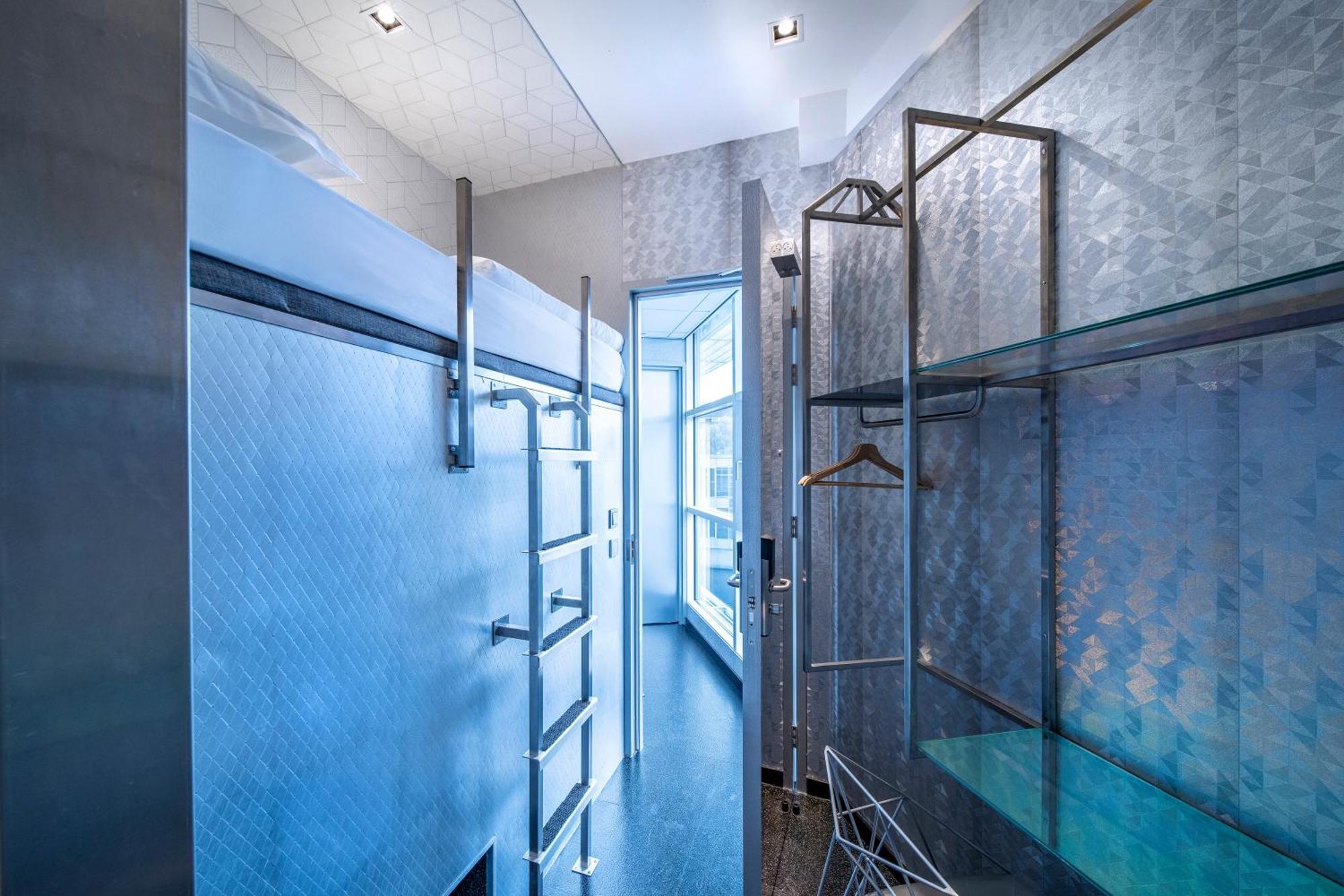 אמסטלבין Diamond Capsule Hotel Amsterdam South מראה חיצוני תמונה